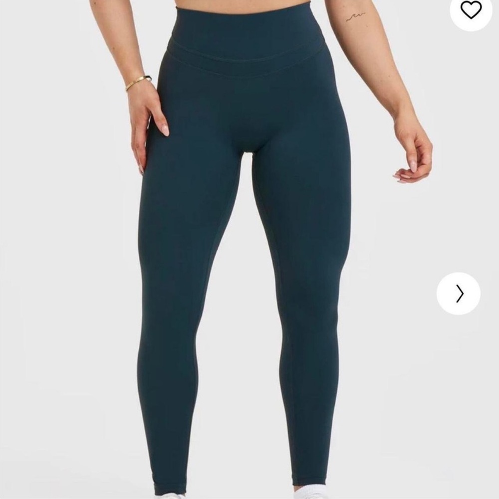 Blue High-Waisted Leggings